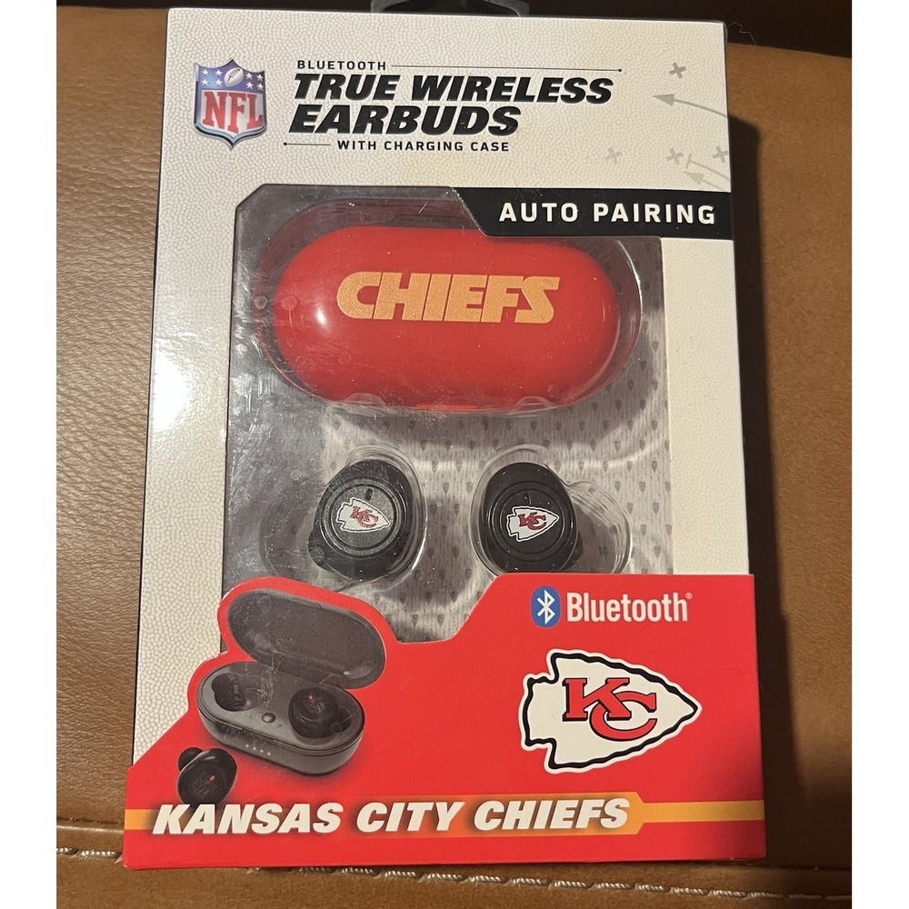 SOAR Kansas City Chiefs NFL True Wireless Bluetooth Earbuds v2 Charging Case NIB